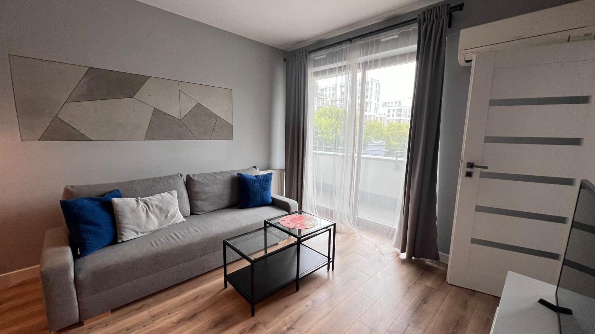 Close To Chopin Airport, Cybernetyki, Free Parking By Cosmo Spirit Warsaw Exterior photo