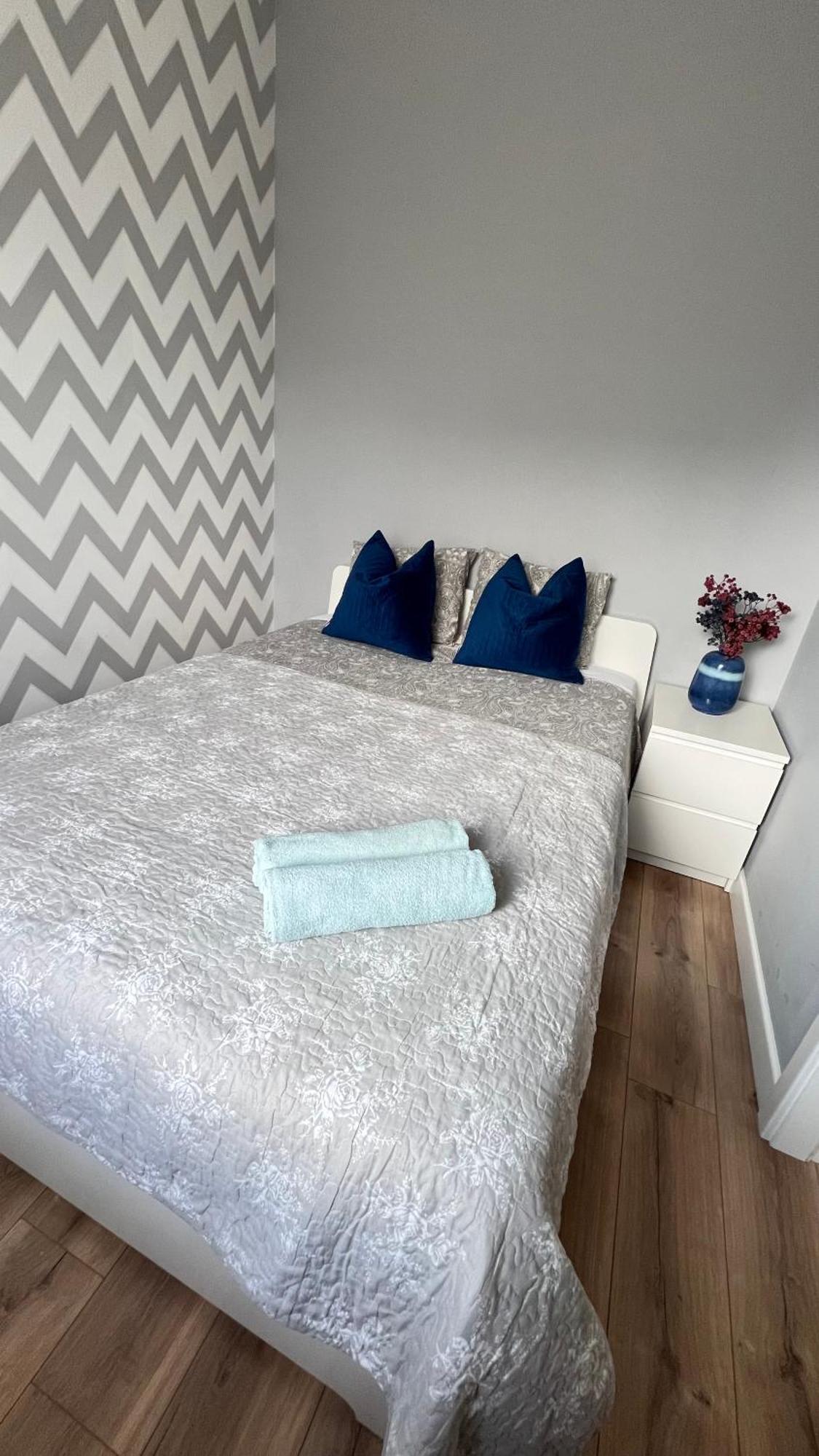 Close To Chopin Airport, Cybernetyki, Free Parking By Cosmo Spirit Warsaw Exterior photo